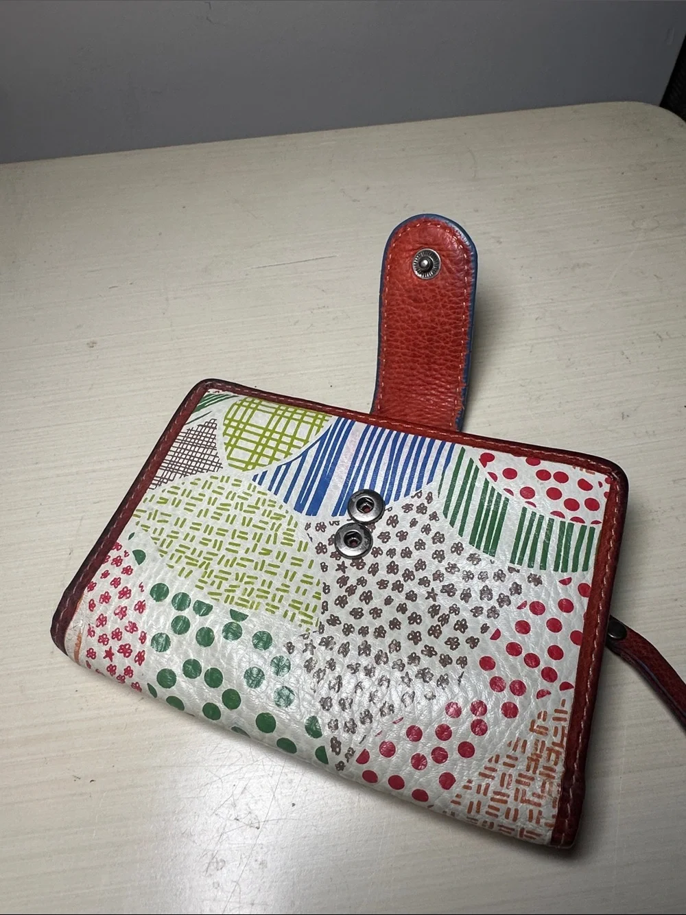 Fossil y2k leather Compact Multicolor Patterned Women’s Wallet with Red Trim